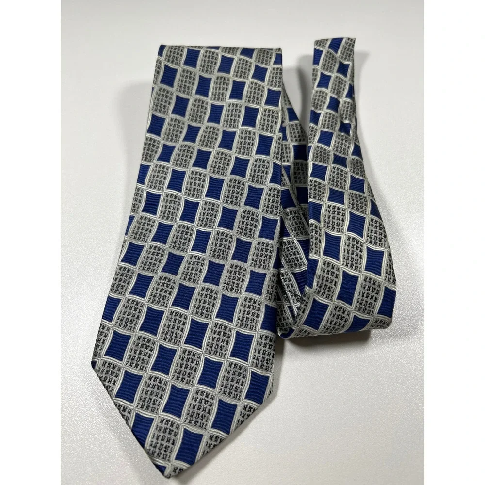 Stefano Milano Mens Silk Tie Blue Silver Geometric Square Pattern Handmade Italy